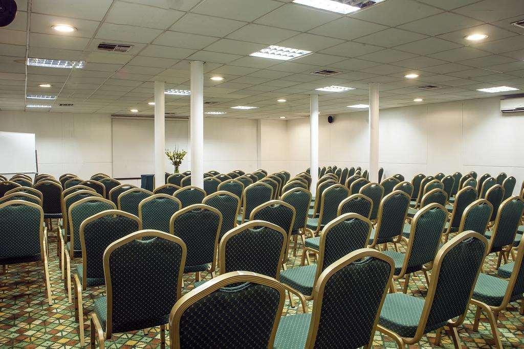 Panamericana Hotel Providencia Сантьяго Зручності фото